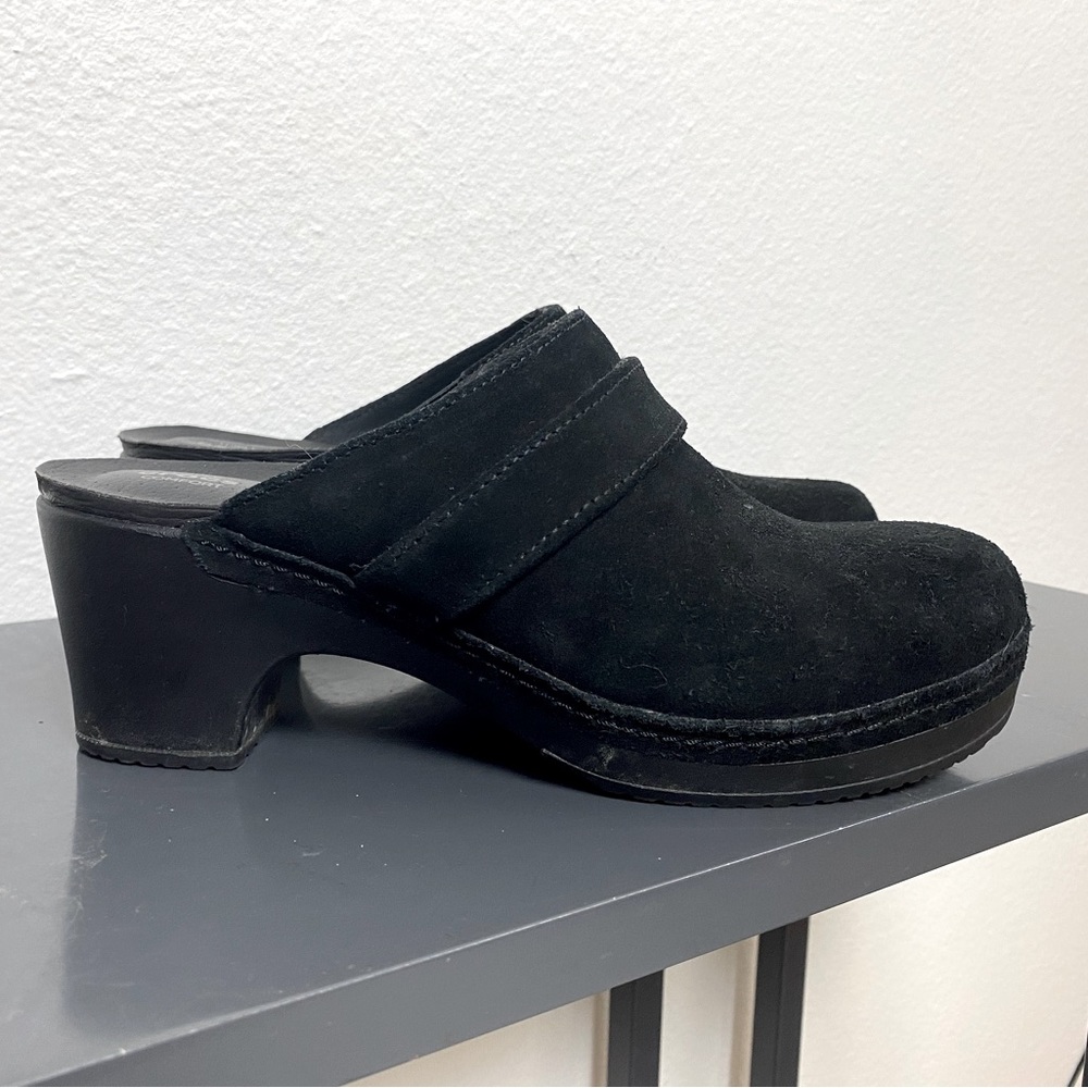 Crocs Sarah suede clog mule